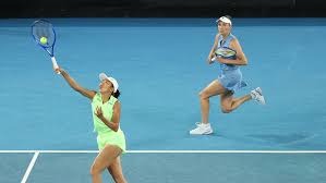 国足重建计划：明年初集结，放弃30岁+老将，蒋圣龙等人成核心