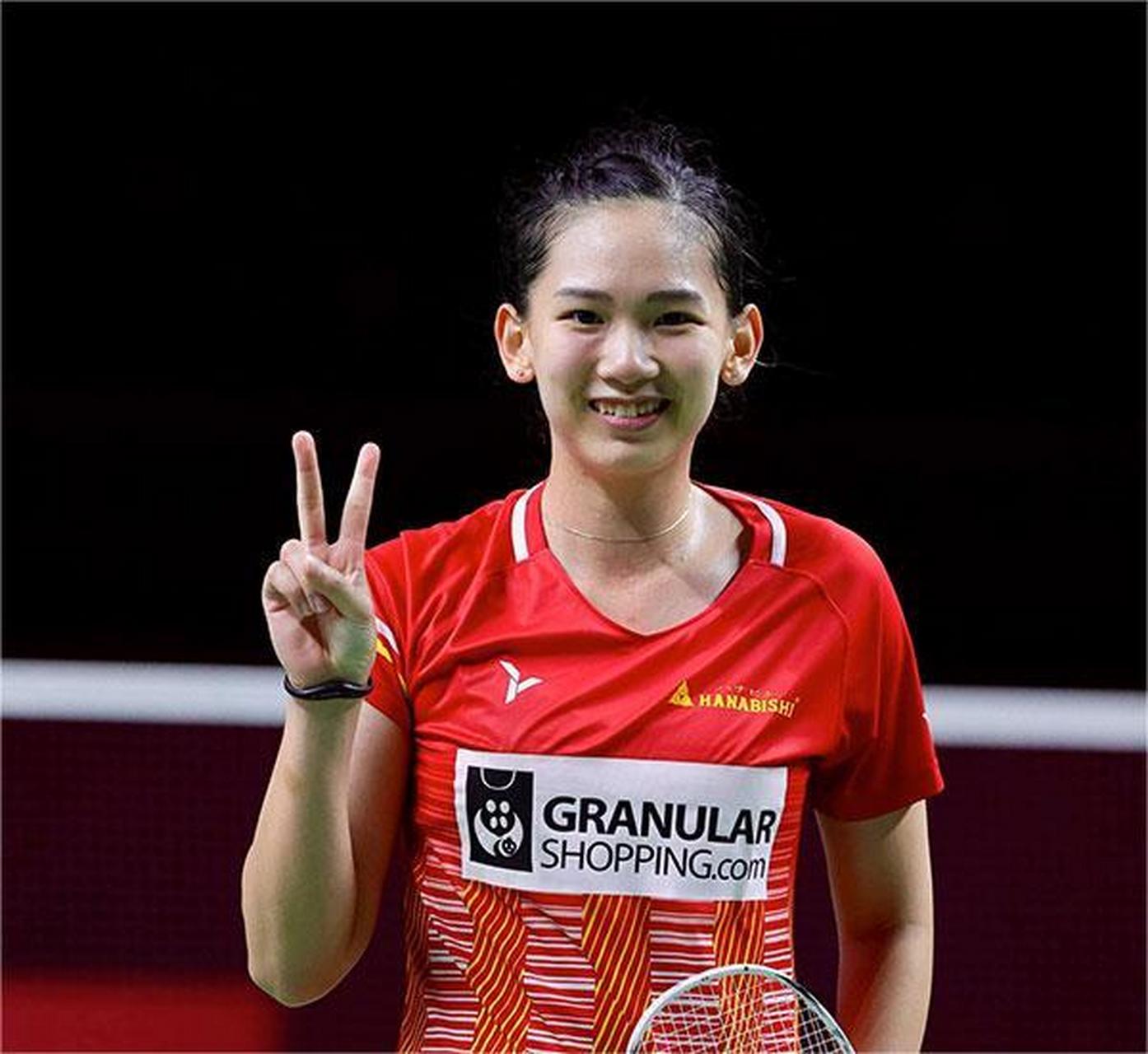 成了点燃亚 成了点燃亚