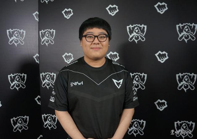 网坛上书写 网坛上书写